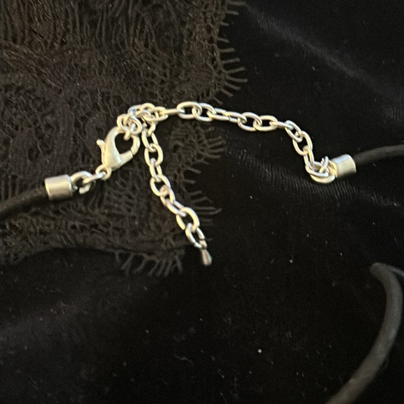 Premier Designs Hope-Rally 2012 Corded Necklace - Picture 4 of 5